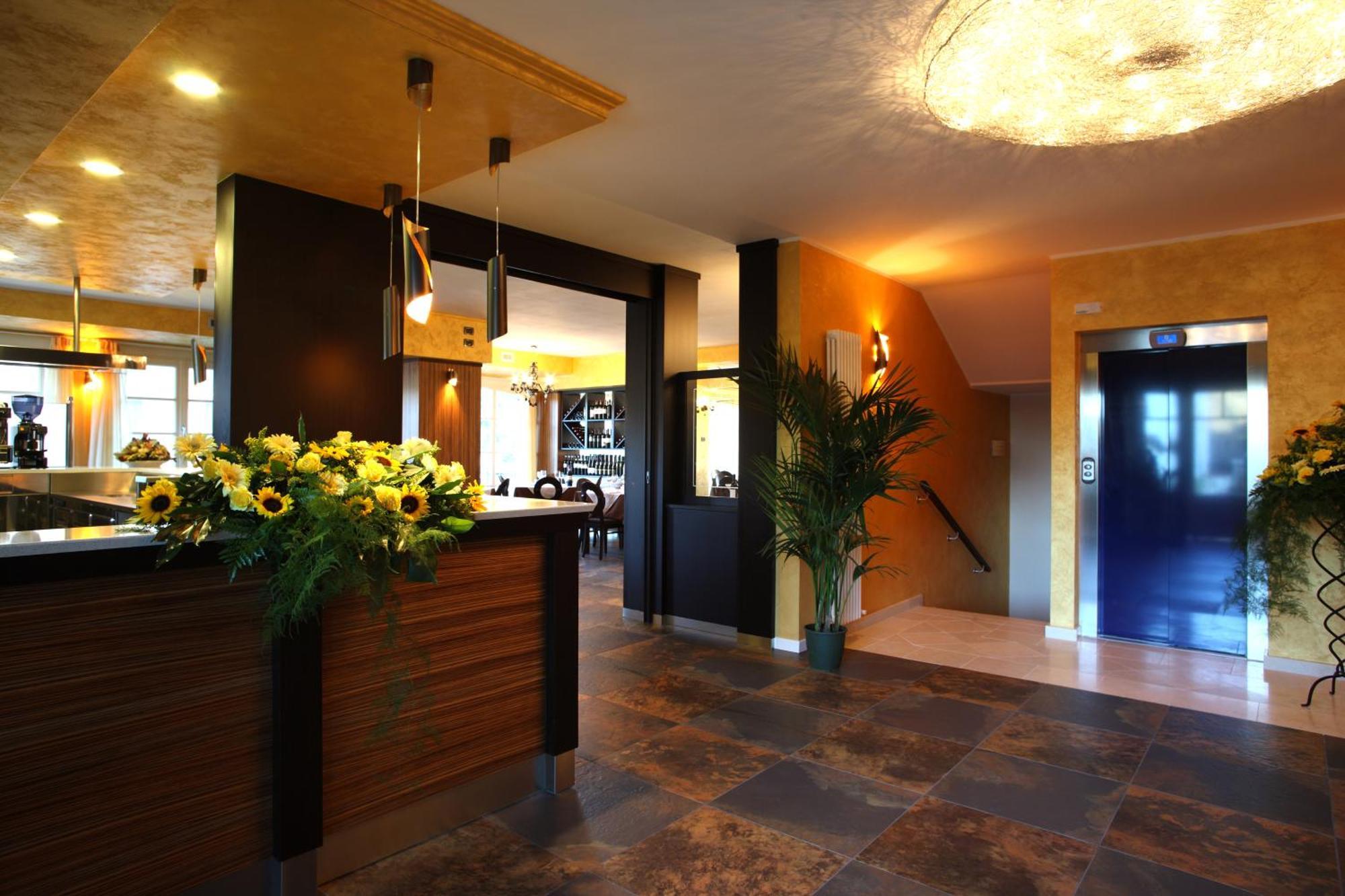 T'Ami Hotel Resort Spa Selvino Zewnętrze zdjęcie